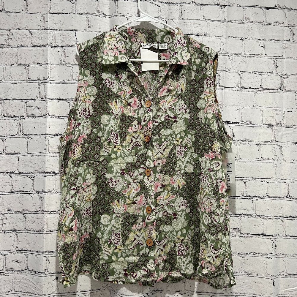 New with tag Ladies Millenium Sleeveless Blouse Size 16